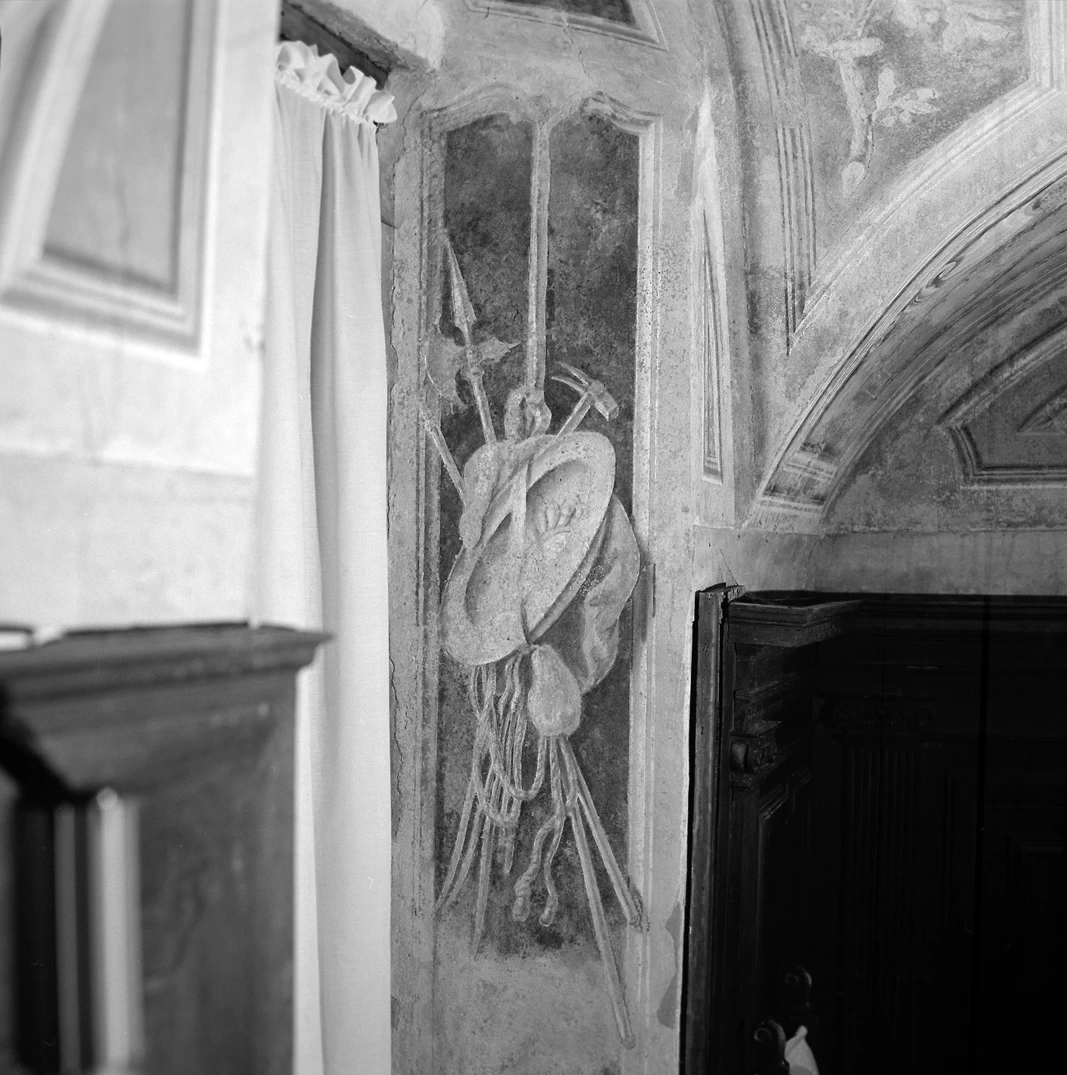 Simboli e strumenti della passione - Chiesa di S. Raffaele Arcangelo, Venezia 2